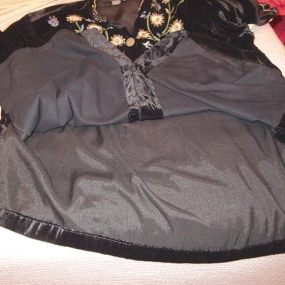 Vtg Carole Little Velvet Tunic Top Size 1X Embroidered Long Sleeves Whimsigoth - Picture 6 of 12